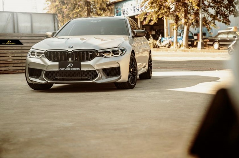 F90 M5- Performance Carbon Front Splitter 001